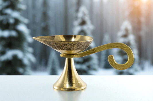 Premium Brass Diya Lamp | Traditional Handcrafted Brass Oil Lamp with Antique Finish – Perfect for Pooja, Home Décor & Festive Gifting